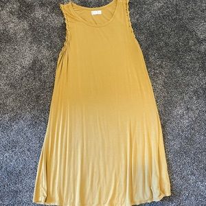 Maurice’s sun dress. Size large.